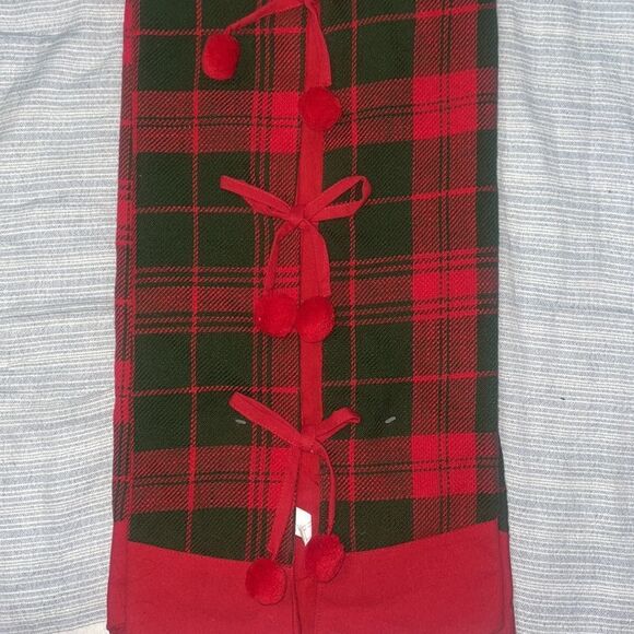 36” & 48” Tree Skirt Bundle - Picture 3 of 13